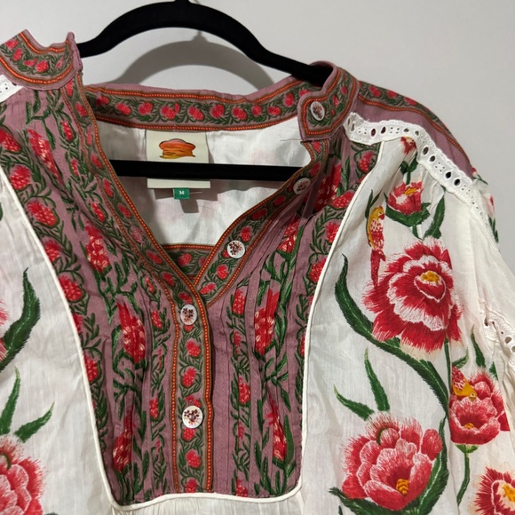 Farm Rio Off-White Ainika Delicate Blouse Embroidered Women’s Size M Eyelet - Picture 6 of 11